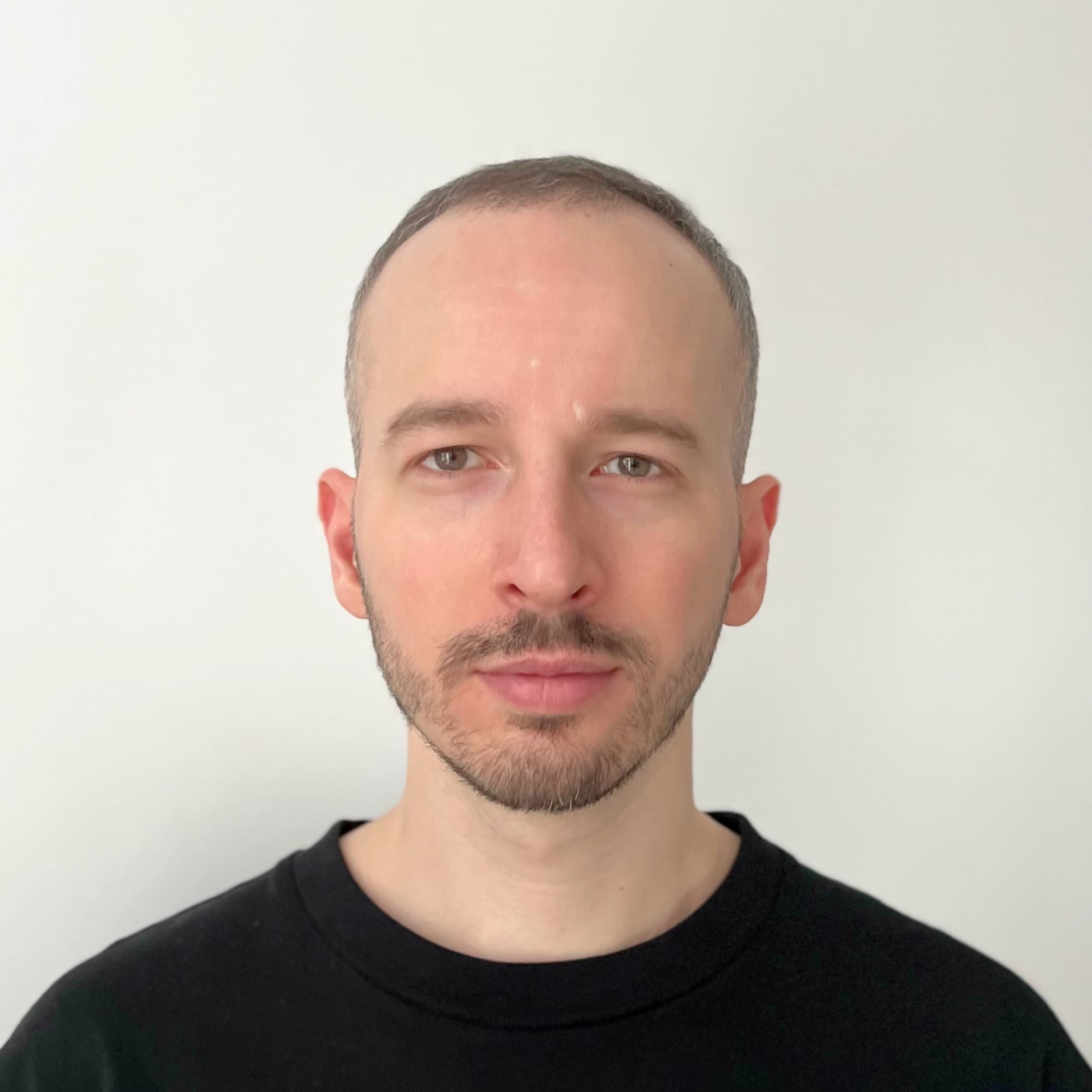 Михаил Ледин